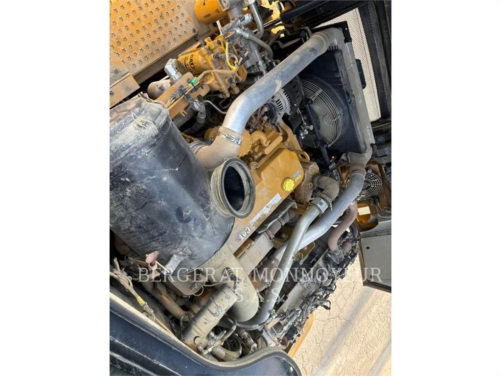 CAT 730 Knik dumptrucks