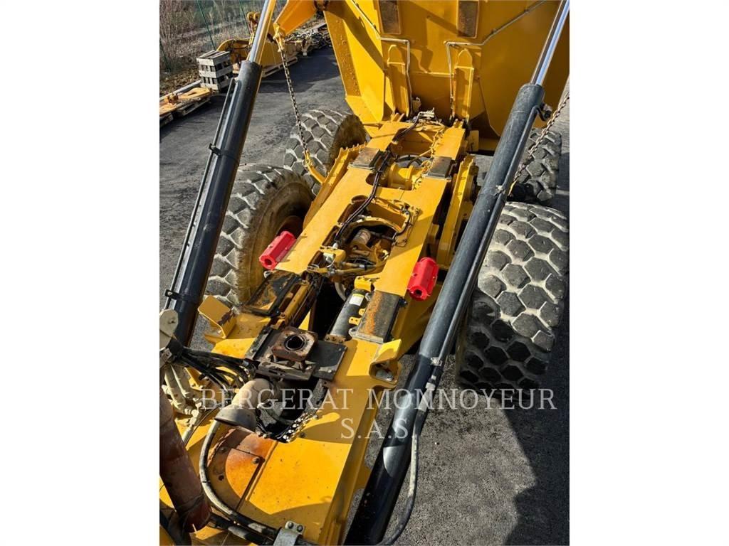 CAT 730 Knik dumptrucks
