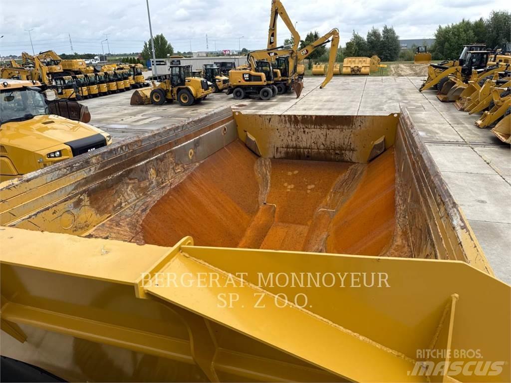 CAT 730 Knik dumptrucks