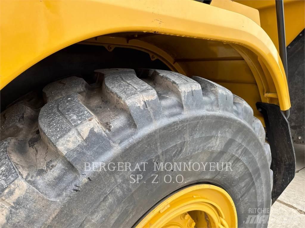 CAT 730 Knik dumptrucks
