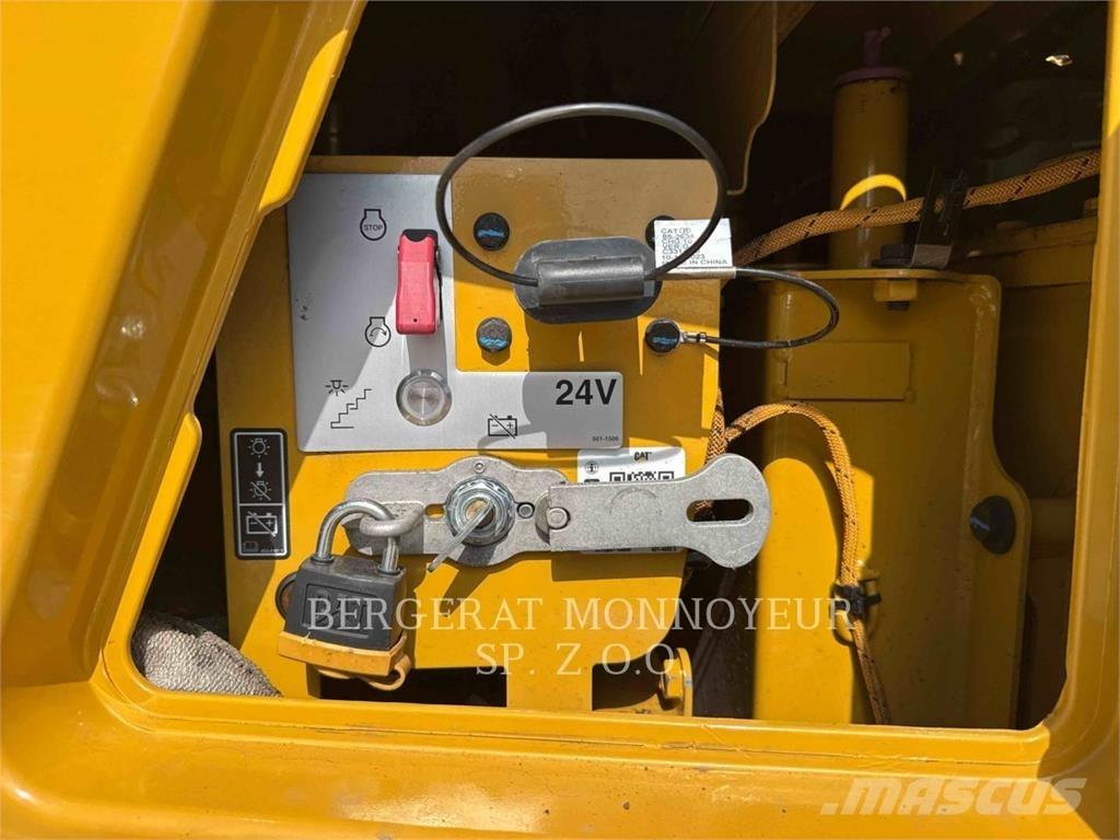 CAT 730 Knik dumptrucks