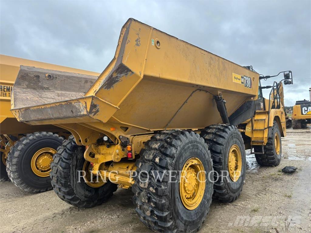 CAT 730 Knik dumptrucks