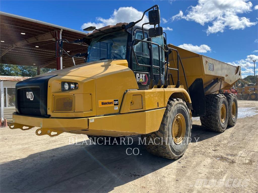 CAT 730 Knik dumptrucks