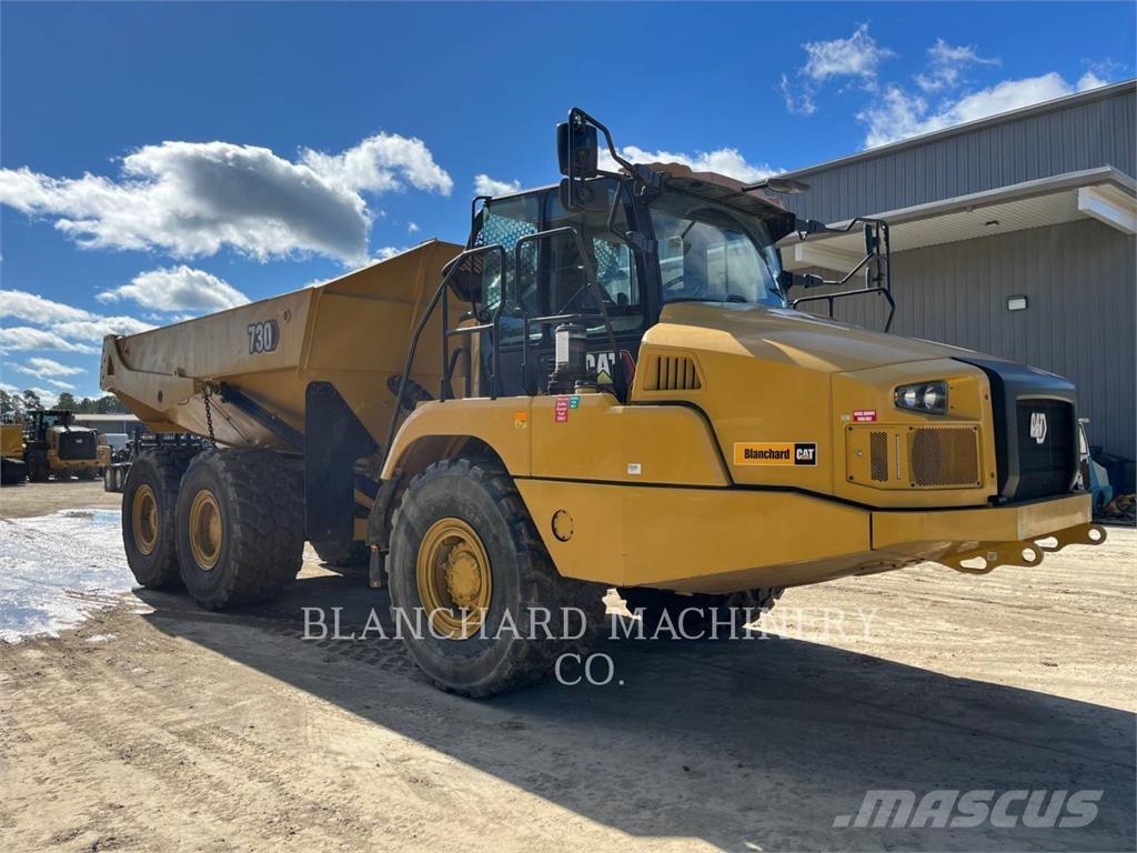 CAT 730 Knik dumptrucks