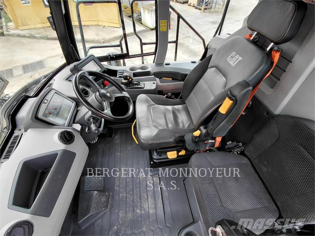 CAT 730 Knik dumptrucks