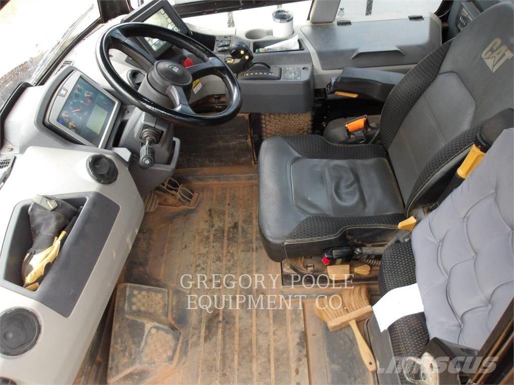CAT 730-04 Knik dumptrucks