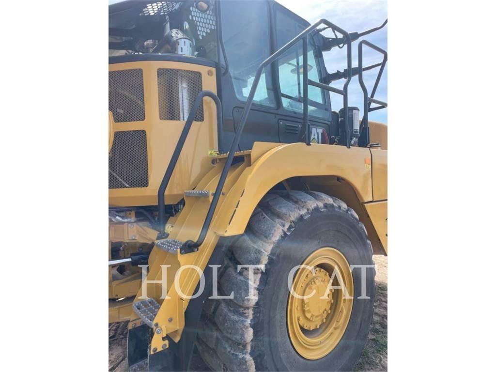 CAT 735 Knik dumptrucks