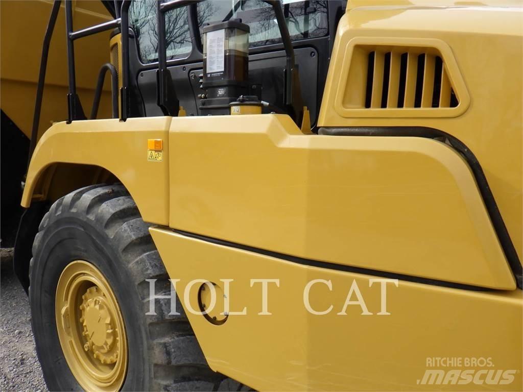 CAT 735 Knik dumptrucks