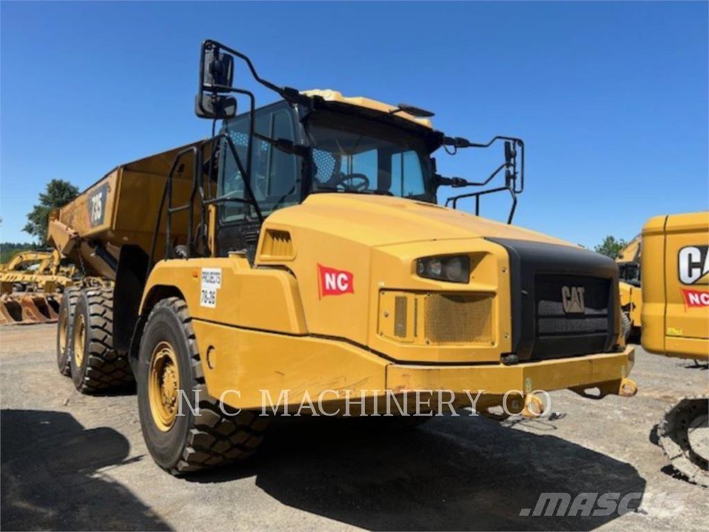 CAT 735 Knik dumptrucks