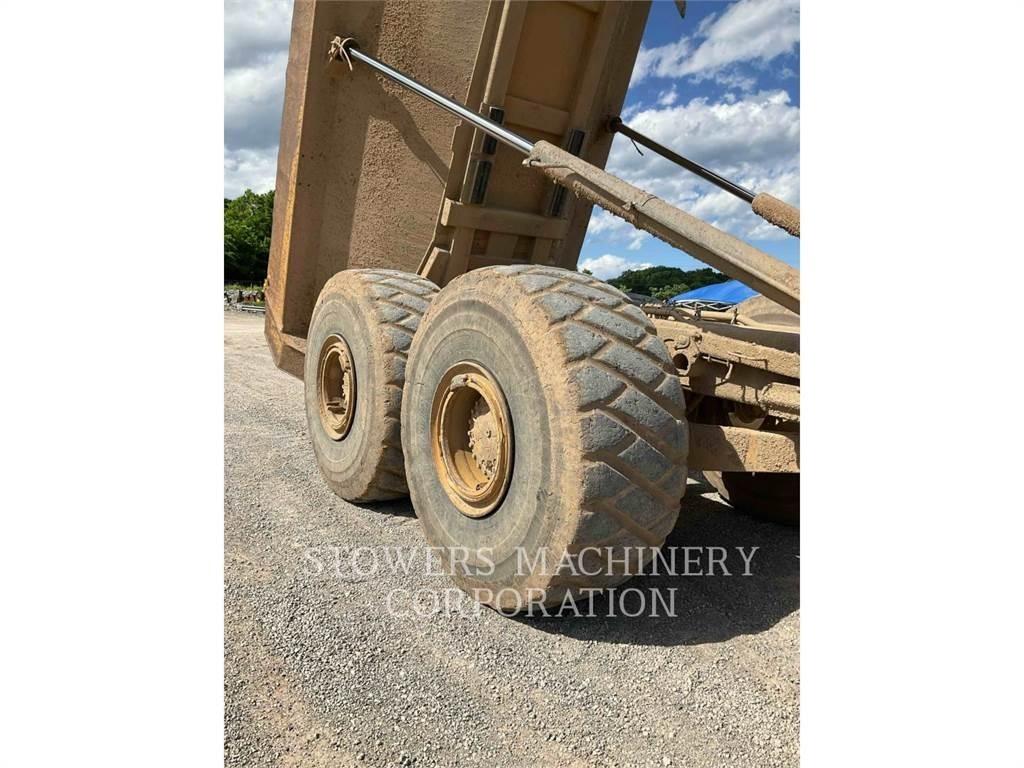 CAT 740B Knik dumptrucks