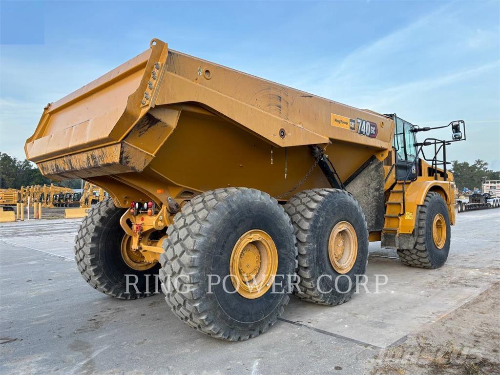 CAT 740WW Tankwagen