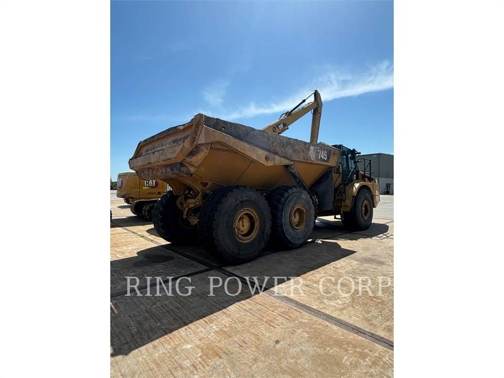 CAT 745 Knik dumptrucks