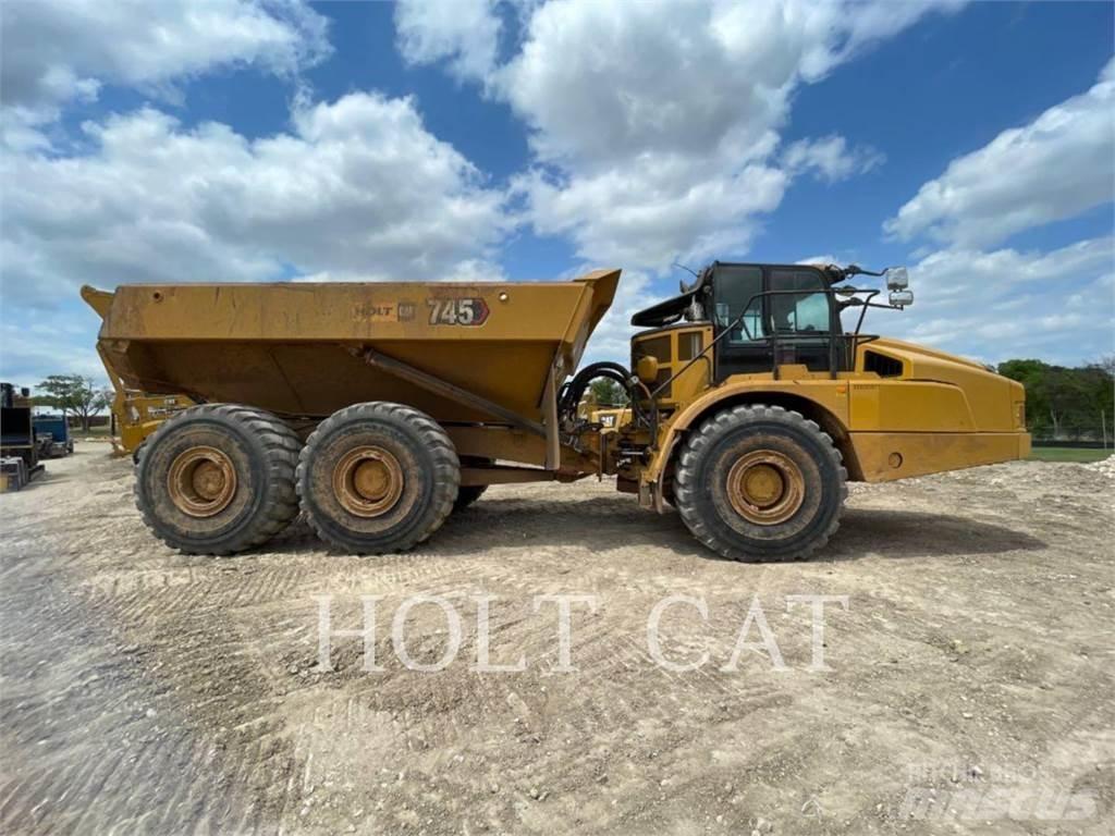 CAT 745 Knik dumptrucks