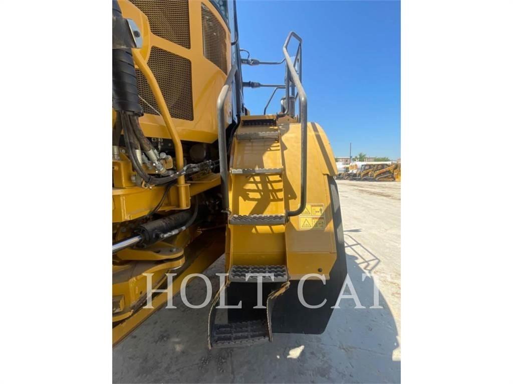 CAT 745 Knik dumptrucks