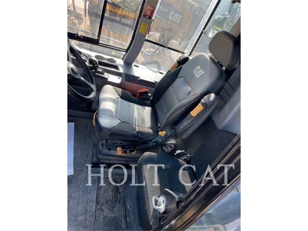 CAT 745 Knik dumptrucks