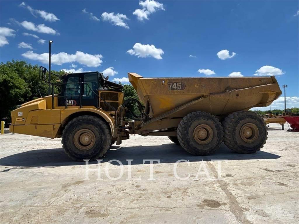 CAT 745 Knik dumptrucks