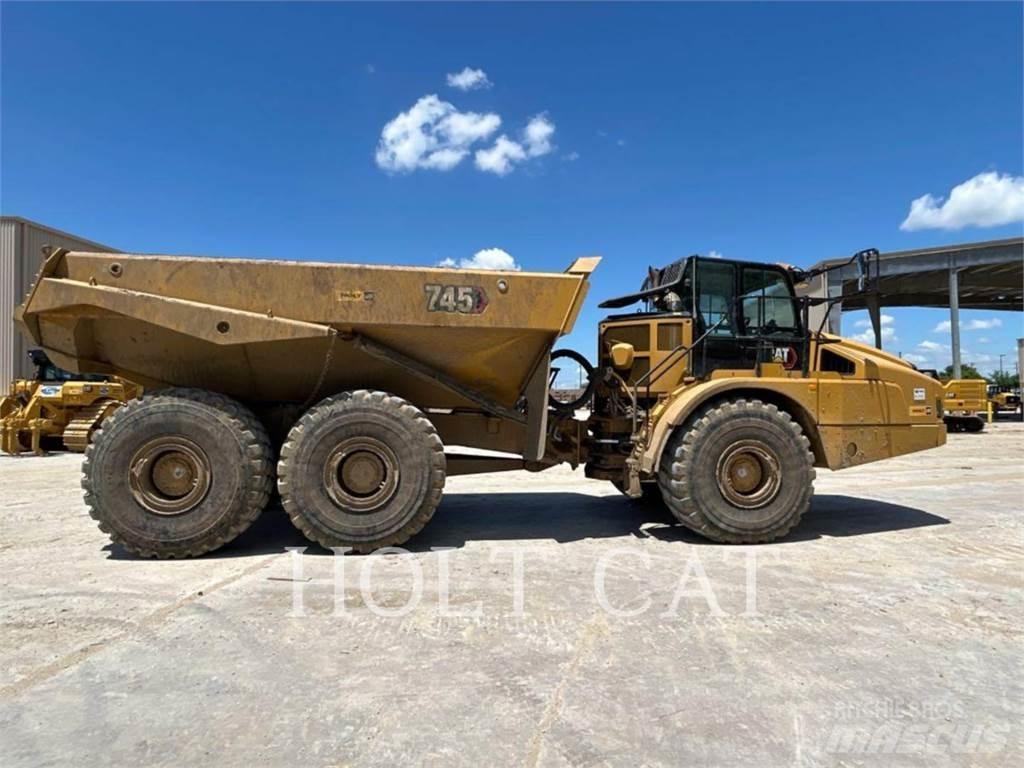CAT 745 Knik dumptrucks