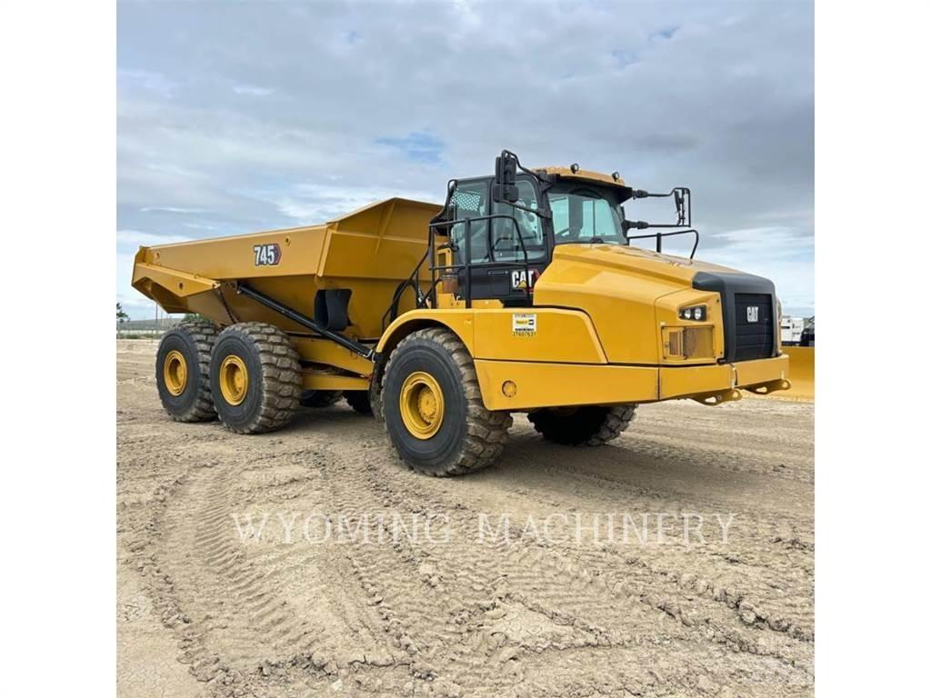 CAT 745 Knik dumptrucks