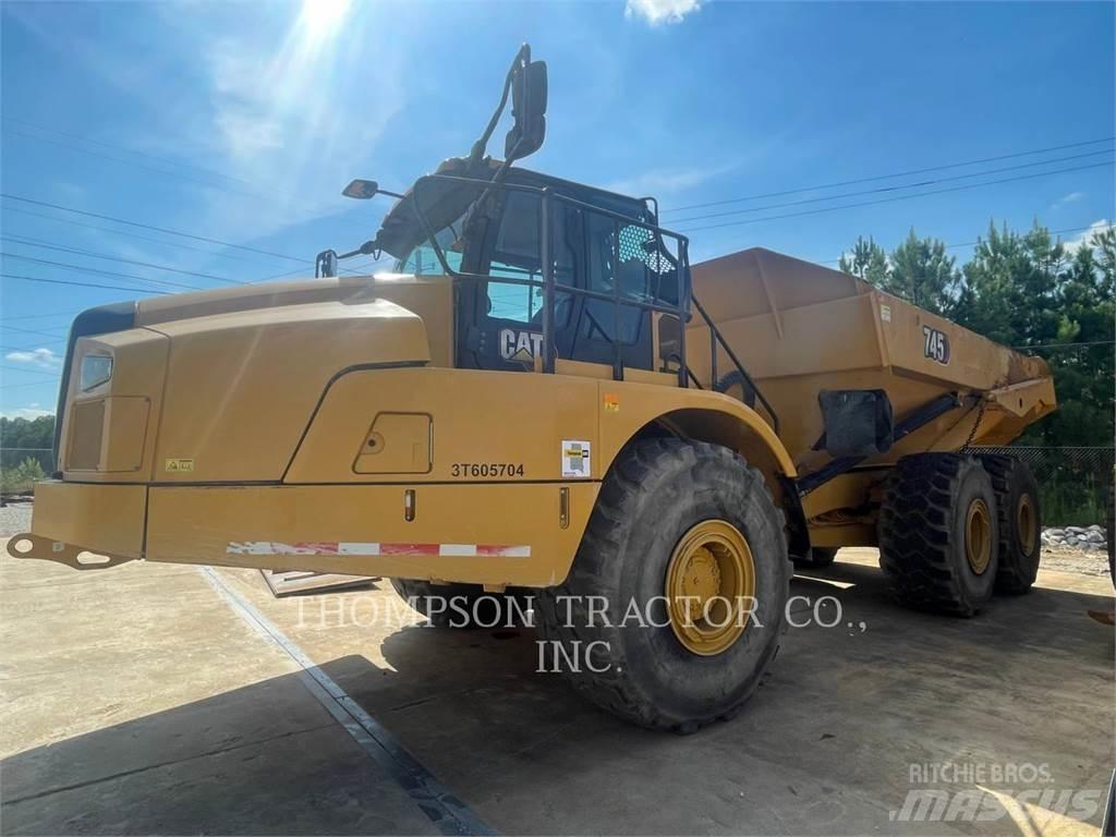 CAT 745 Knik dumptrucks