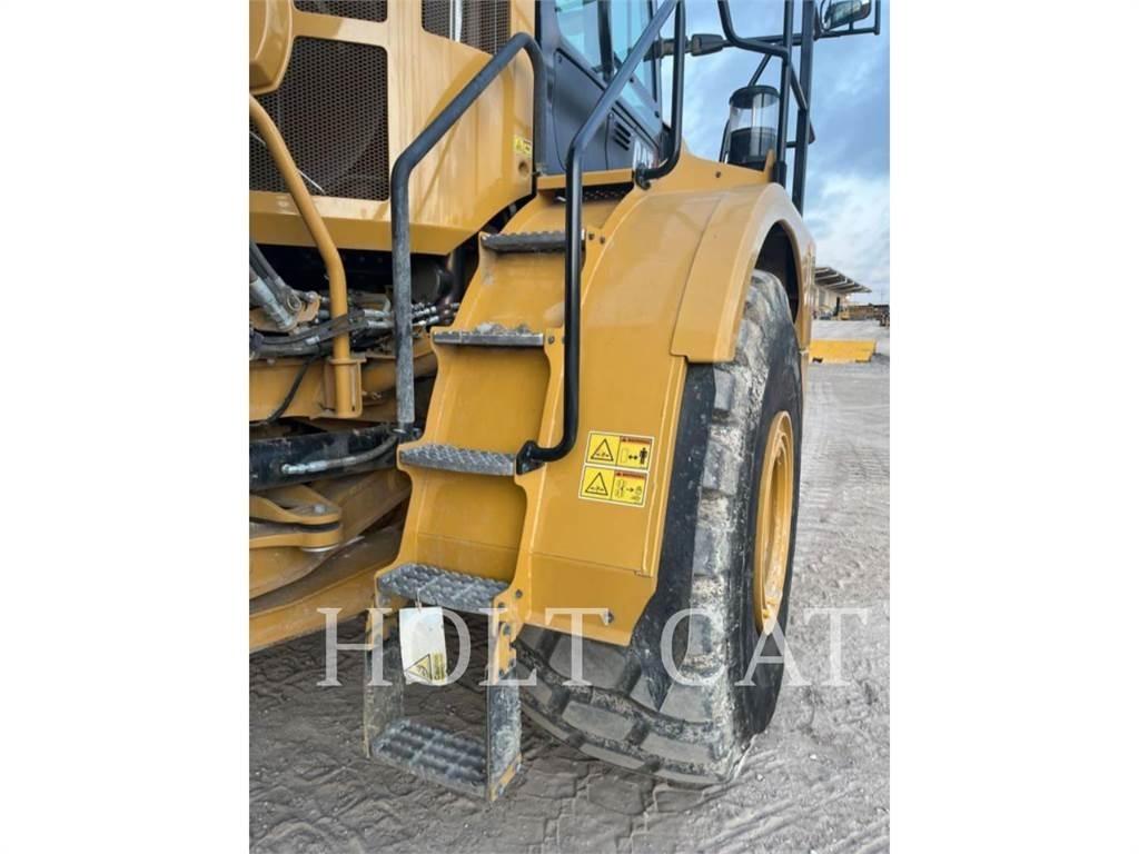 CAT 745 Knik dumptrucks