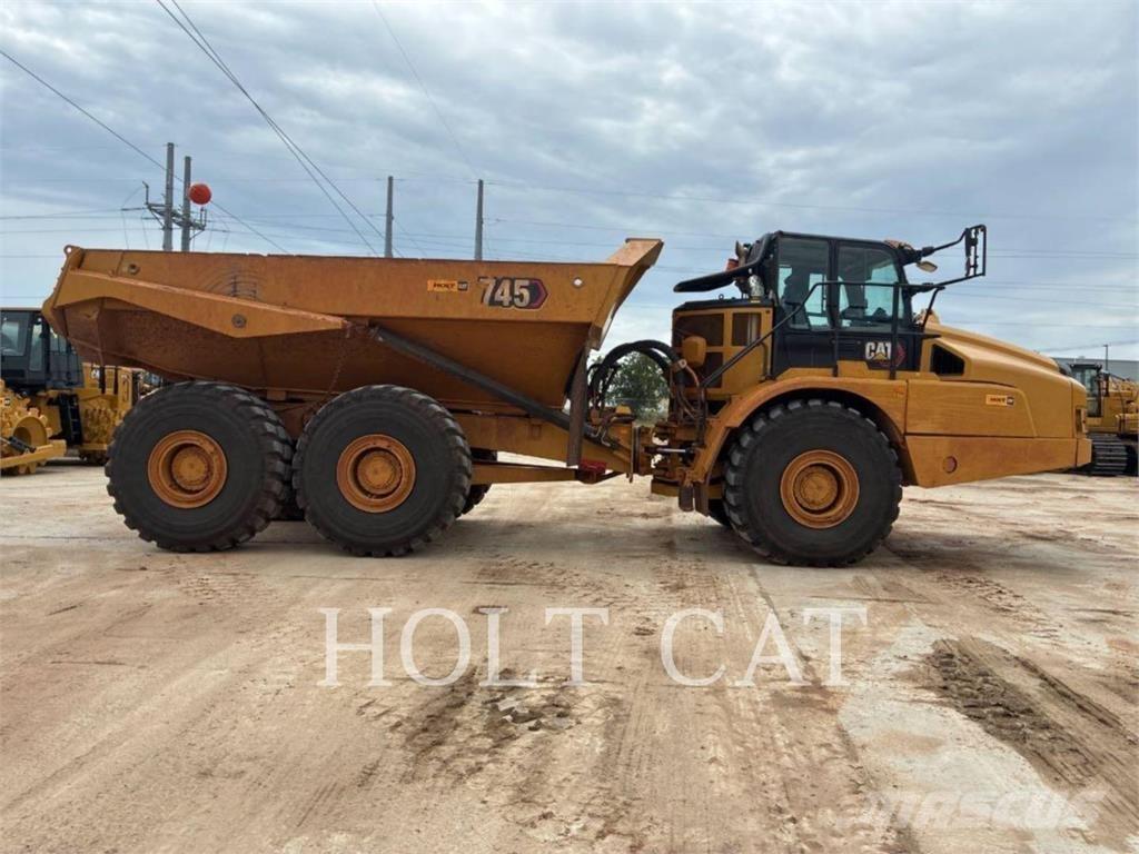 CAT 745 Knik dumptrucks