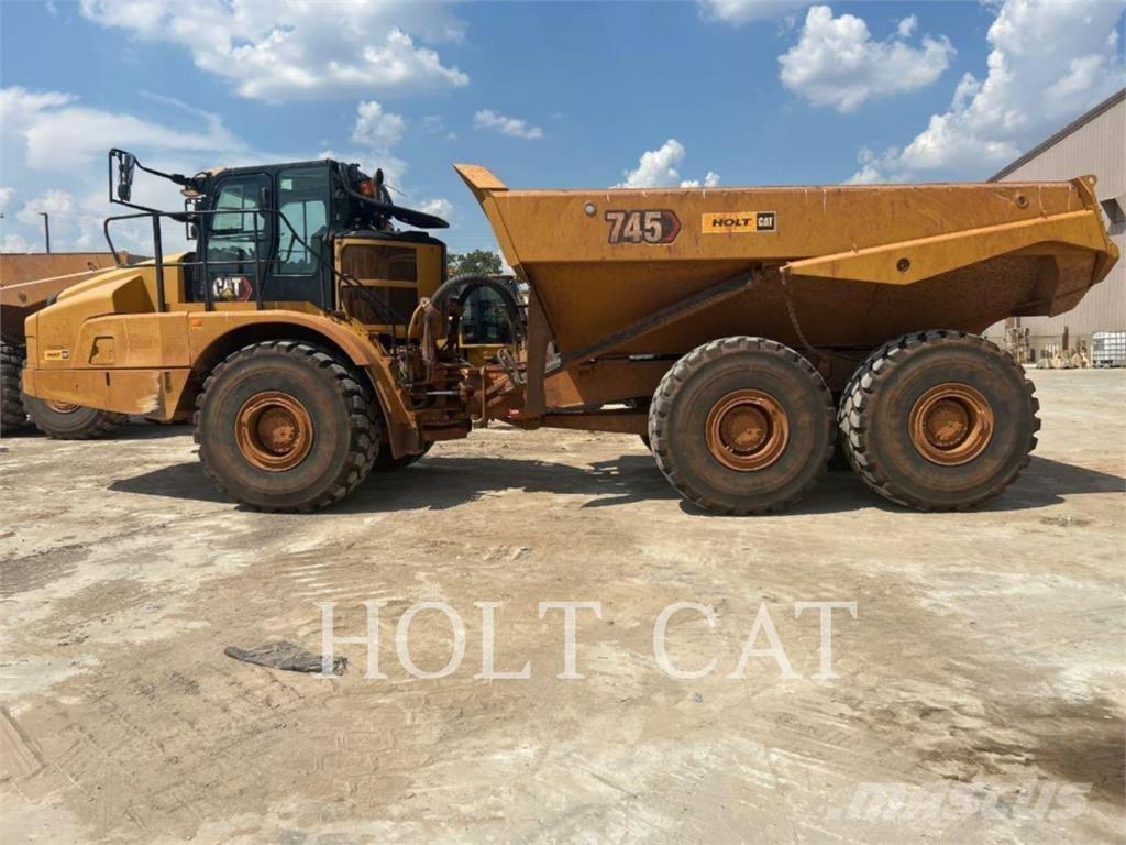 CAT 745 Knik dumptrucks