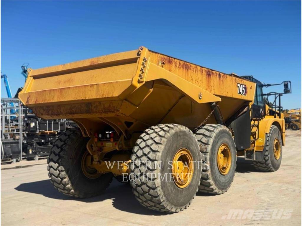 CAT 745 Knik dumptrucks