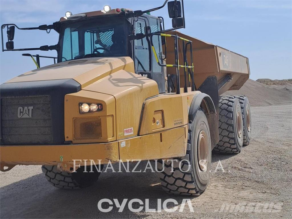 CAT 745 Knik dumptrucks