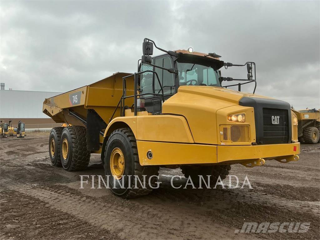 CAT 745 Knik dumptrucks