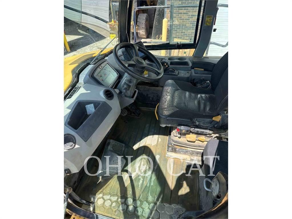 CAT 745-04 Knik dumptrucks