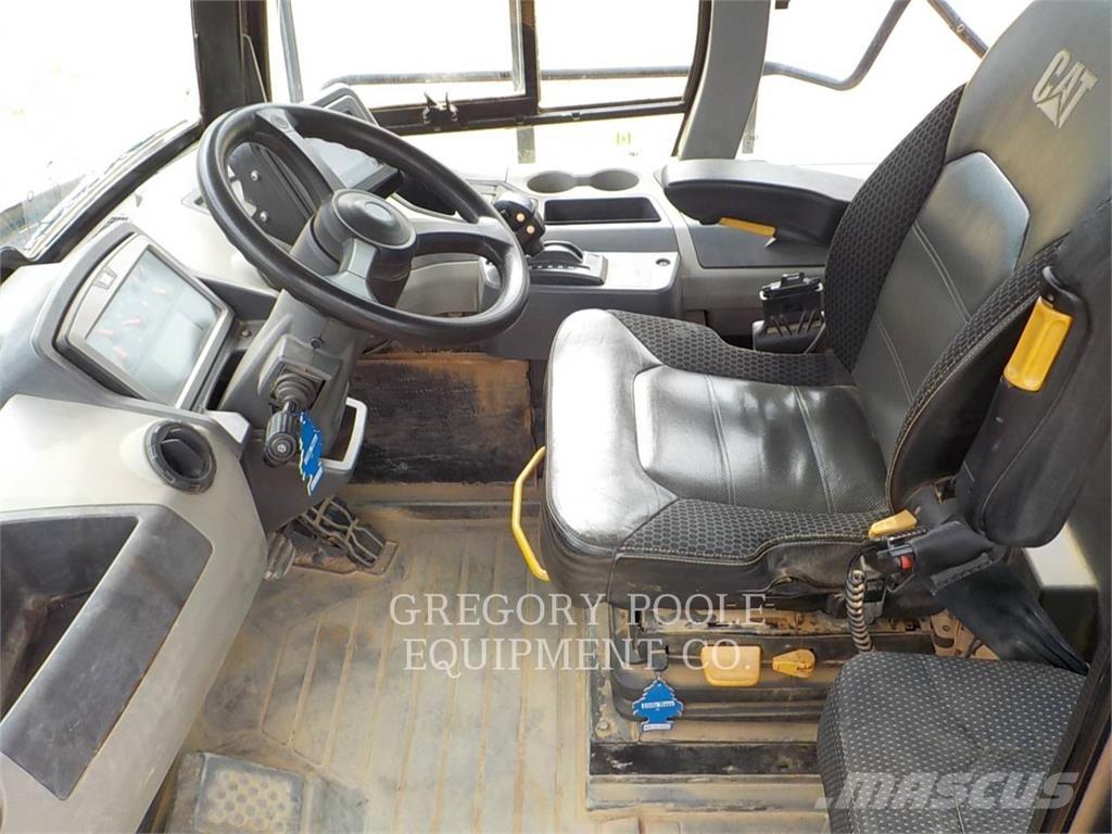 CAT 745-04 Knik dumptrucks