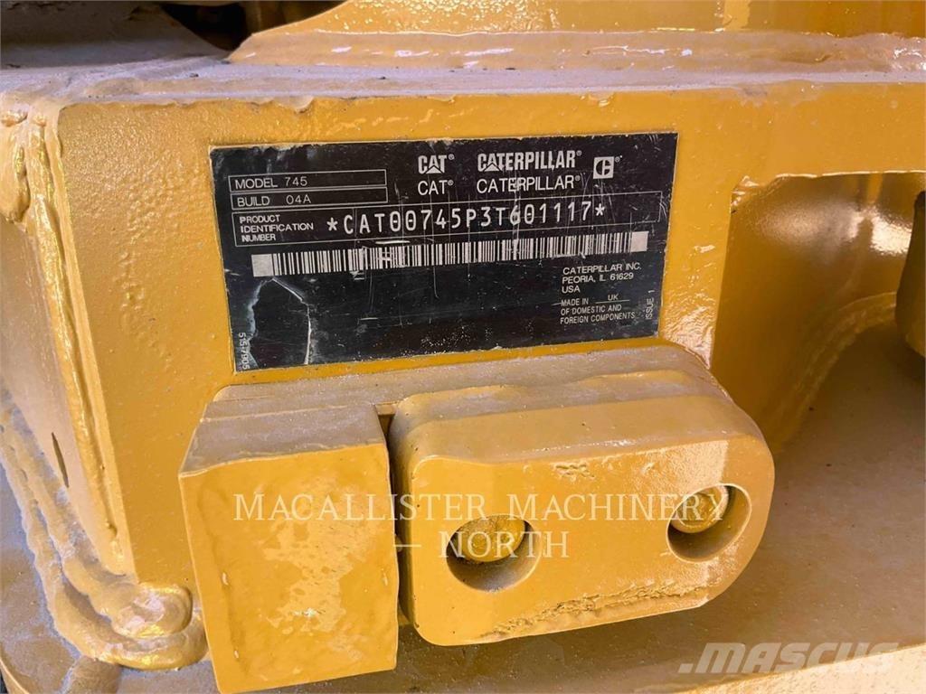CAT 745 T Knik dumptrucks