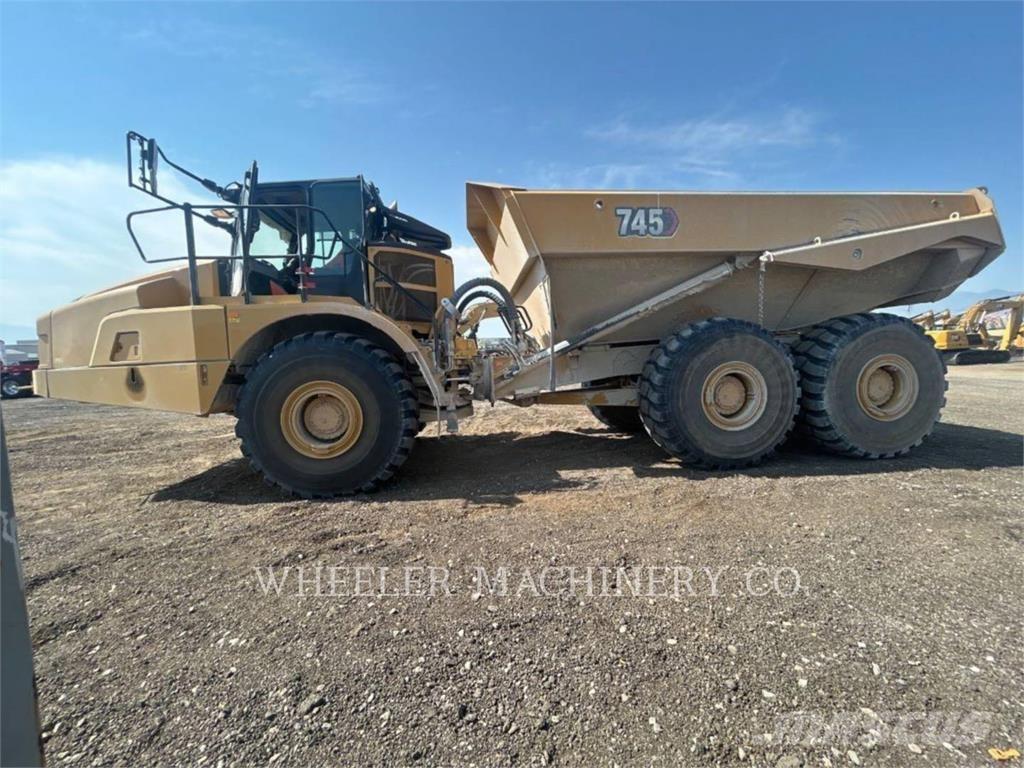 CAT 745 TG Knik dumptrucks