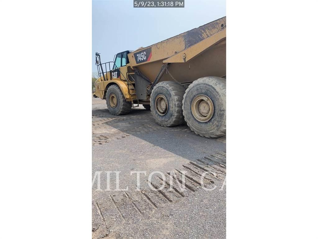 CAT 745C Knik dumptrucks