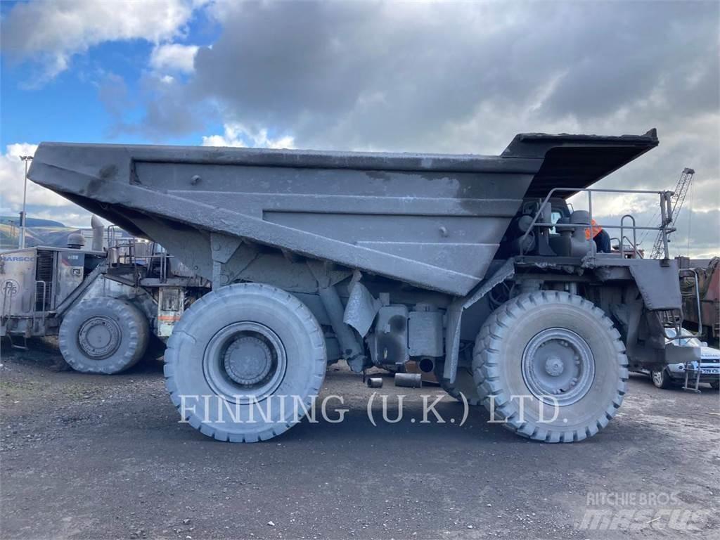 CAT 775D Knik dumptrucks
