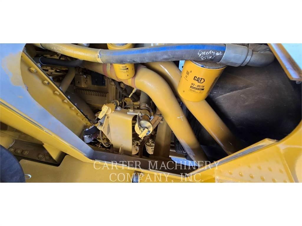 CAT 775F RBLD Knik dumptrucks