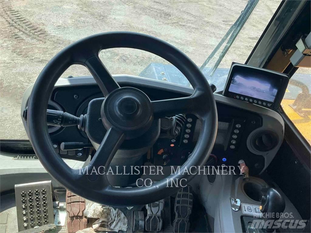 CAT 775G Knik dumptrucks