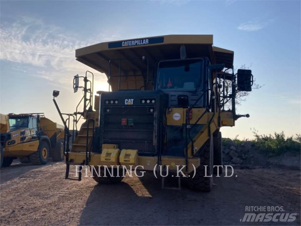 CAT 775G Knik dumptrucks