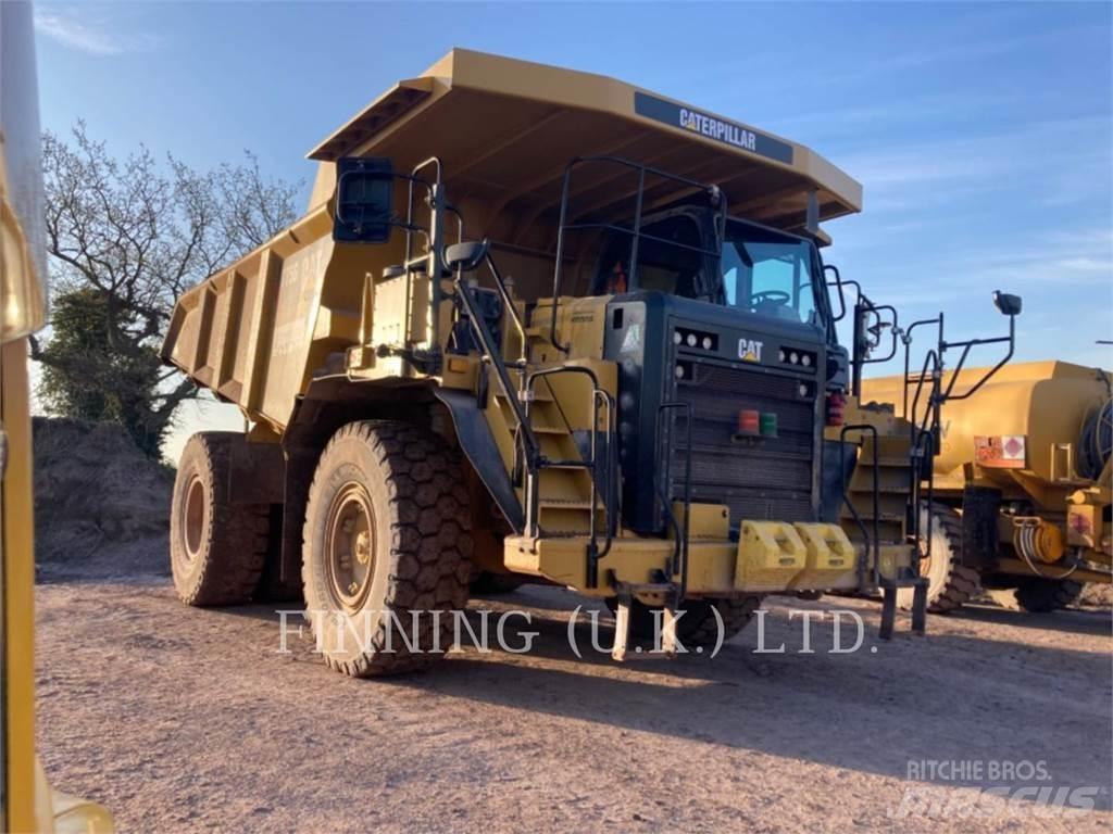 CAT 775G Knik dumptrucks