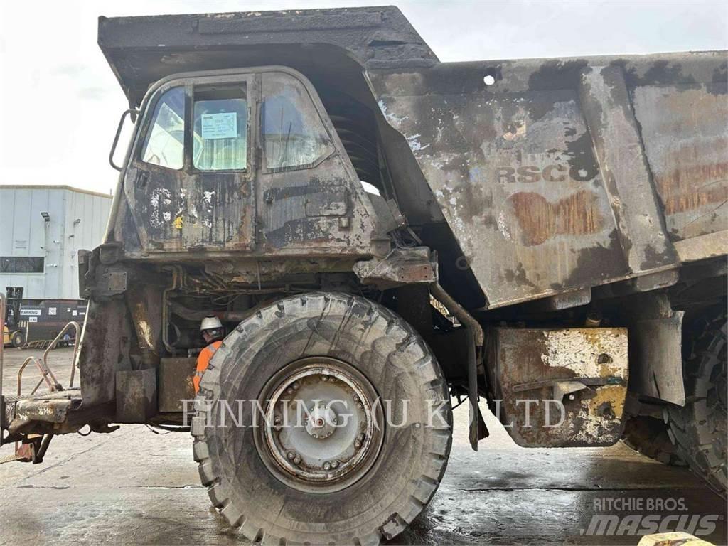 CAT 775G Knik dumptrucks