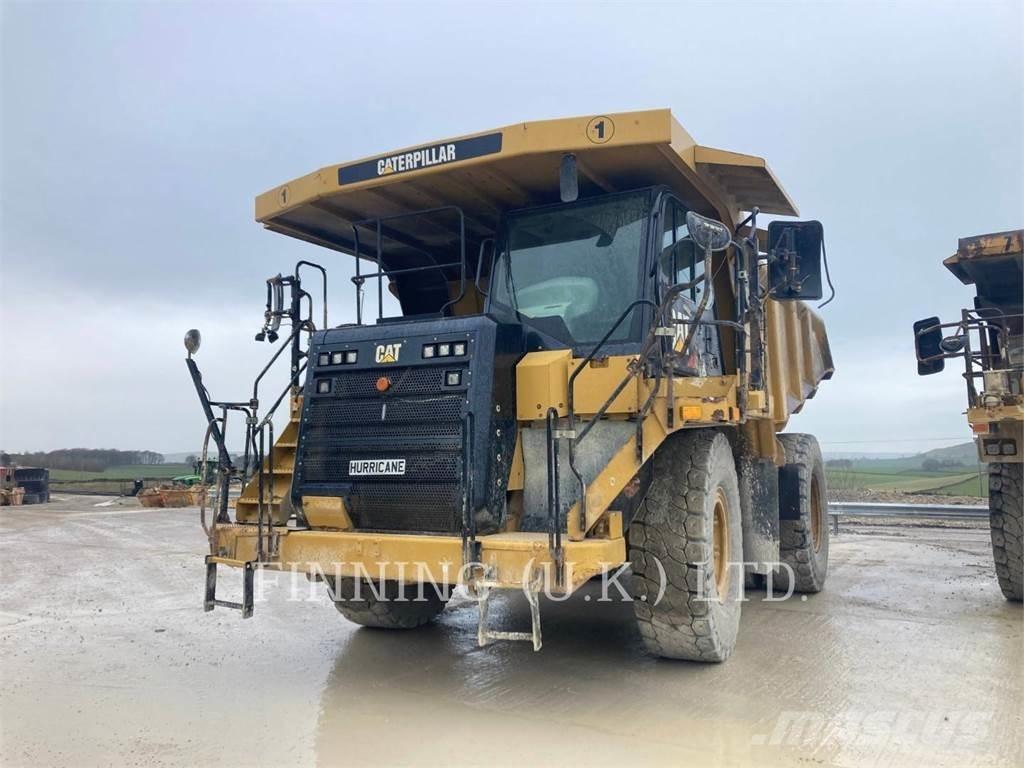 CAT 775G Knik dumptrucks