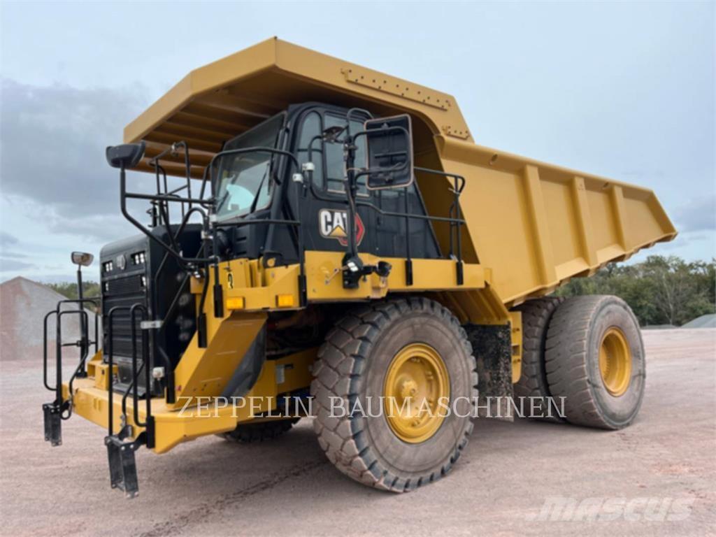 CAT 775G Knik dumptrucks