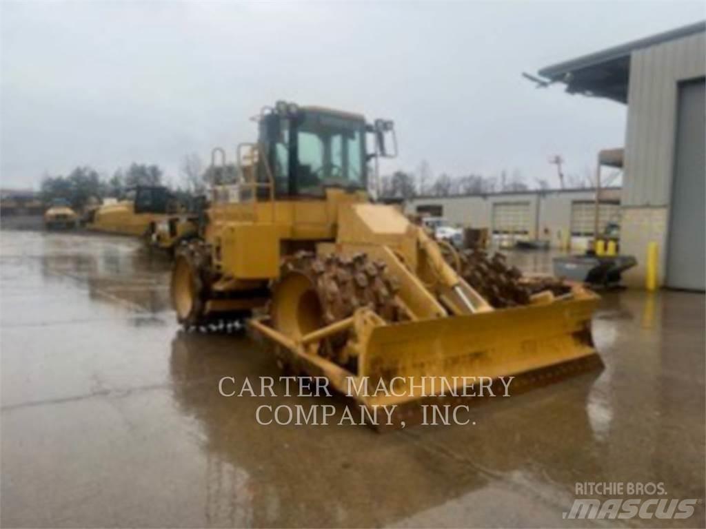 CAT 815F Wieldozers