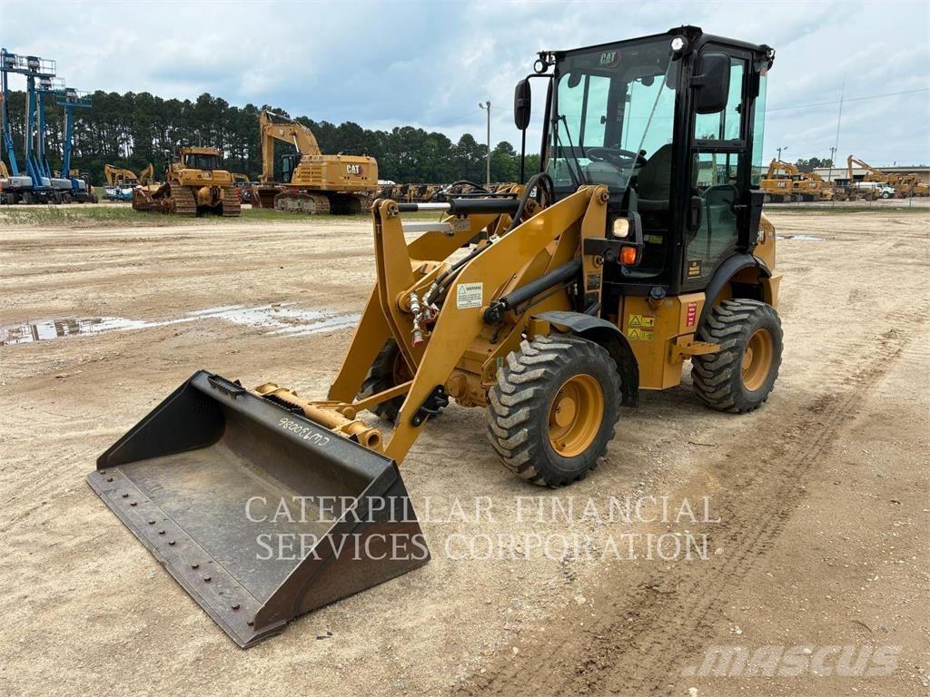 CAT 903D Wielladers
