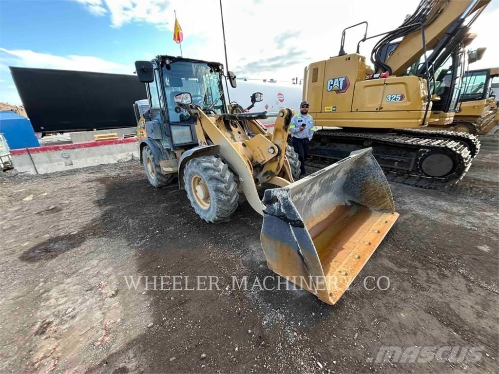 CAT 906 Wielladers