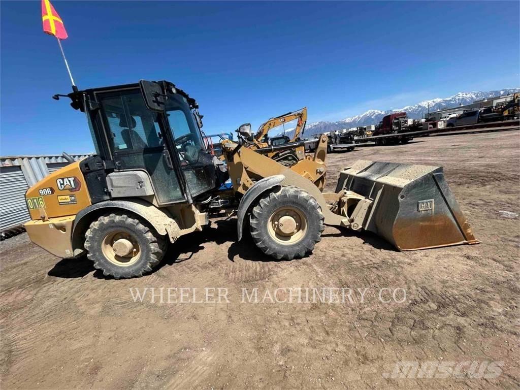 CAT 906 Wielladers