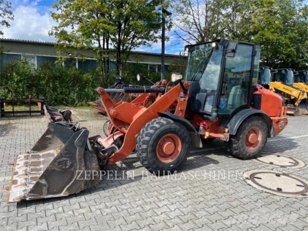 CAT 906H Wielladers
