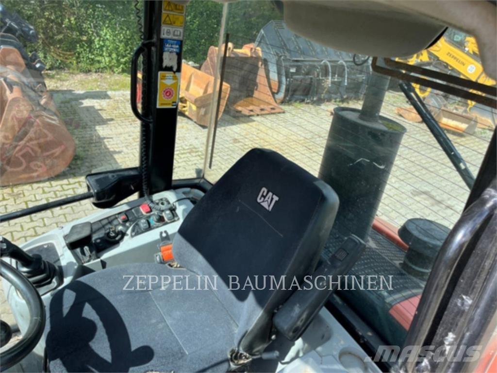 CAT 906H Wielladers