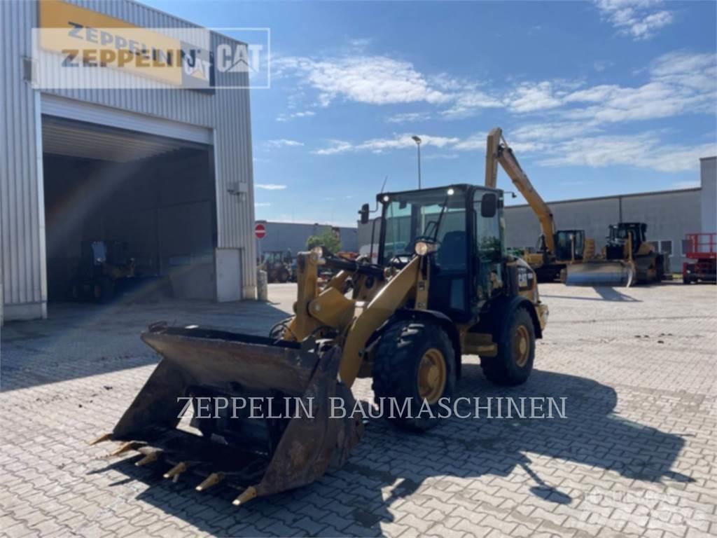 CAT 906M Wielladers