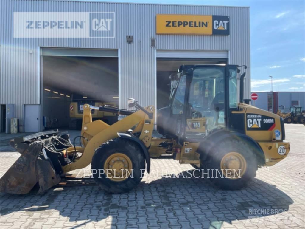 CAT 906M Wielladers
